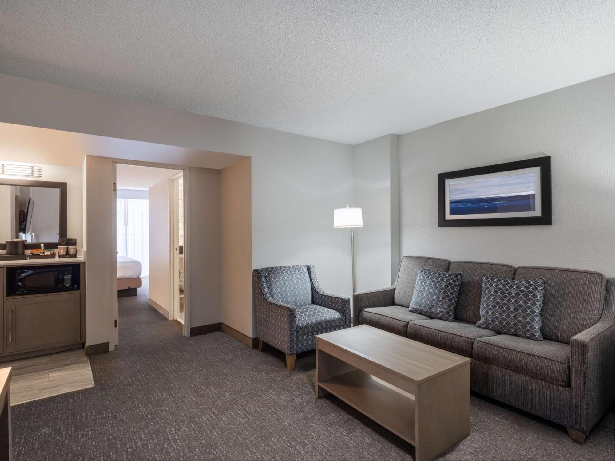 Embassy Suites Baltimore - North/Hunt Valley Exterior foto